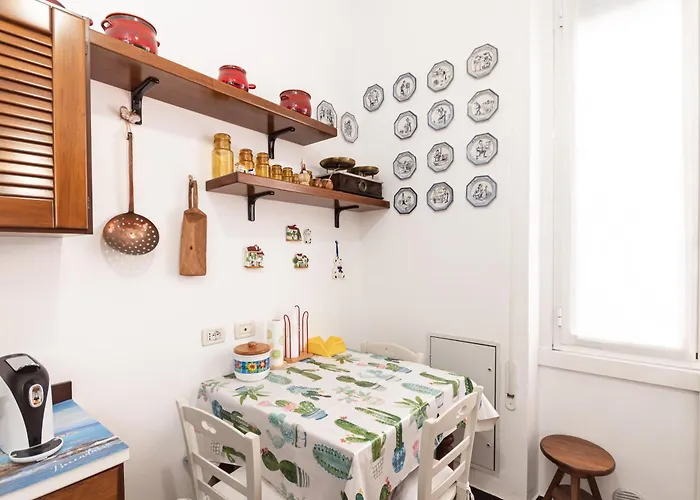 Elegante Nel Cuore Della Citta Apartament