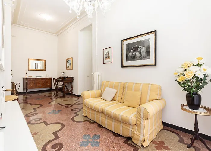 Lejlighed Elegante Nel Cuore Della Citta Genova