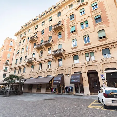 Elegante Nel Cuore Della Citta - Self Check-in E Aria Condizionata Apartament